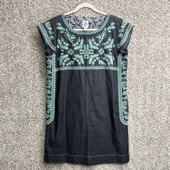 Ivy Jane Dress Women’s Small 100% Cotton Dark Gray and Teal Embroidered Short Sl - Picture 1 of 9